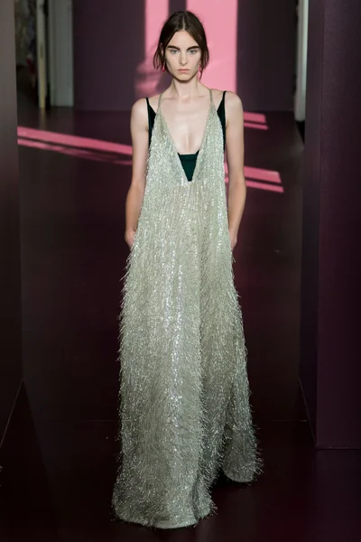 Look 53